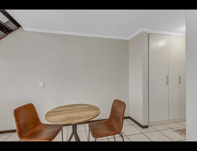 1 BEDROOM APARTMENT FOR SALE IN PAULSHOF